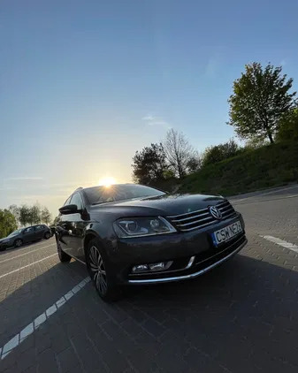 volkswagen passat Volkswagen Passat cena 38000 przebieg: 266000, rok produkcji 2013 z Stawiszyn